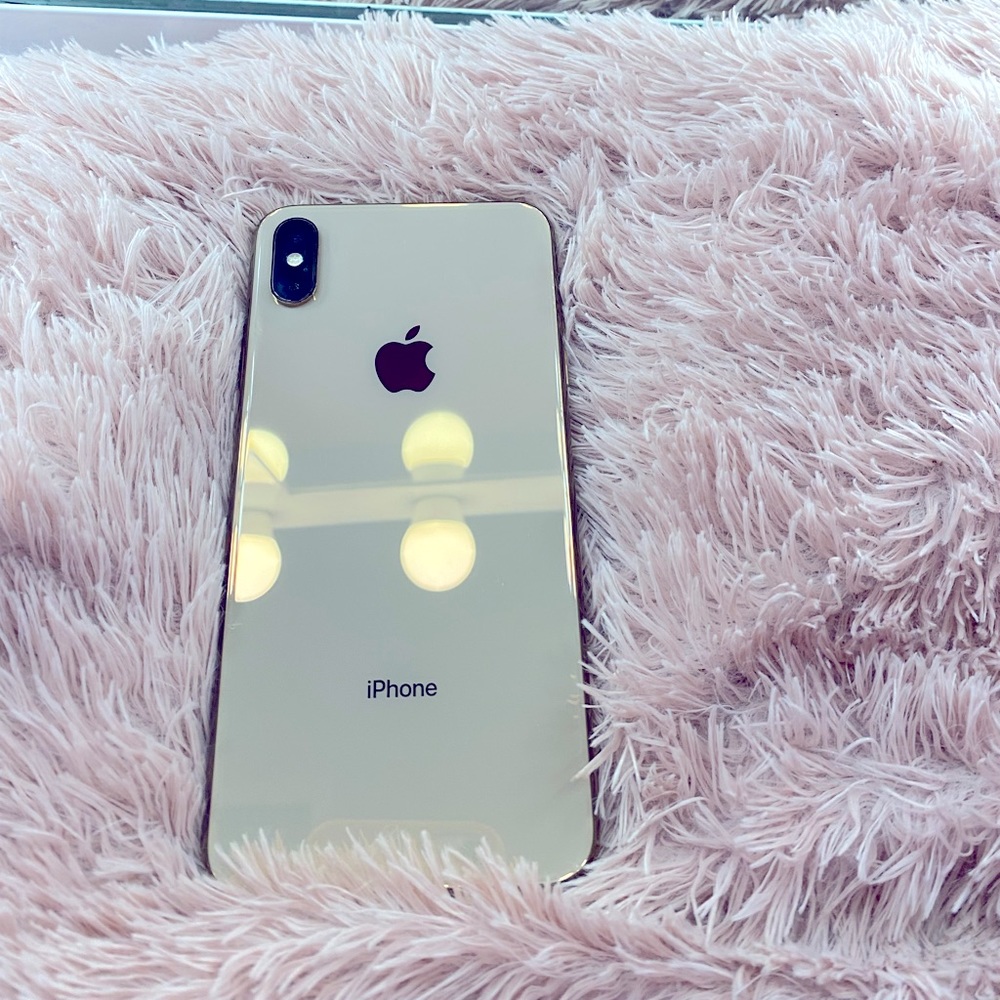 ROSE GOLD IPHONE XS MAX !
